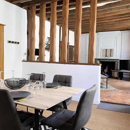 Le Clocher- Appartement Dans Le Coeur De Ville Chartres Eksteriør billede