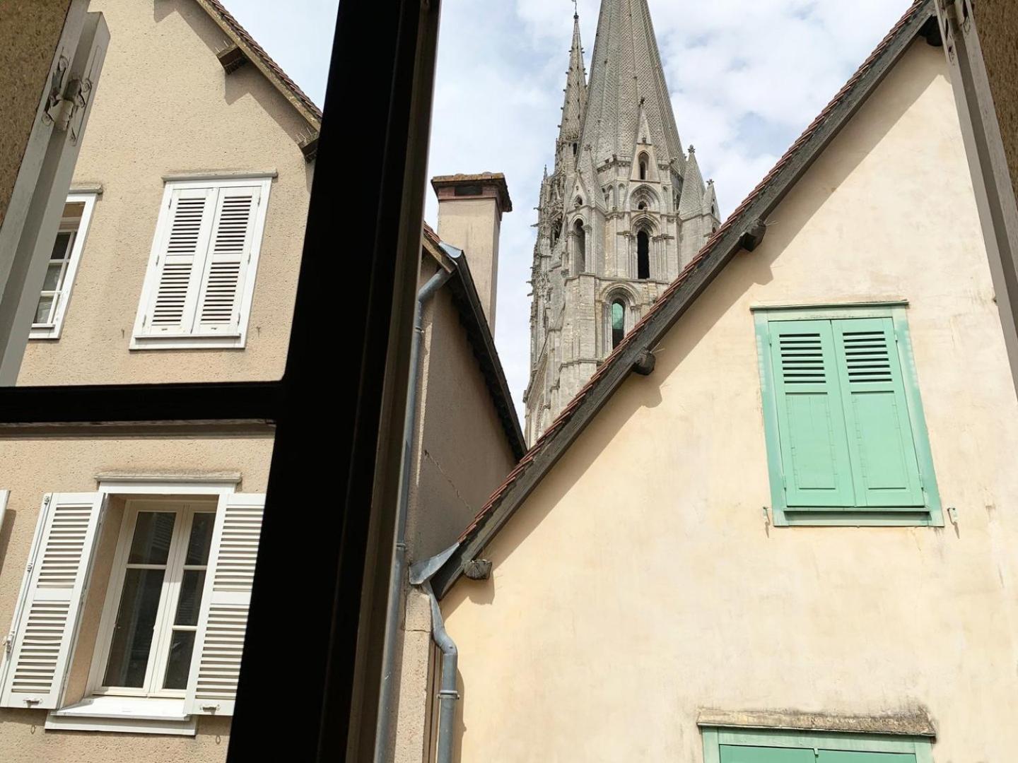 Le Clocher- Appartement Dans Le Coeur De Ville Chartres Eksteriør billede